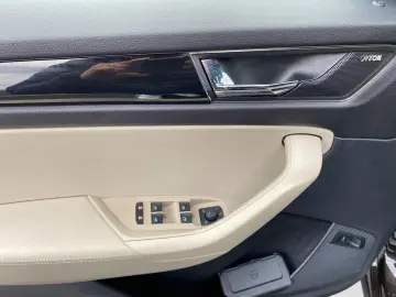 SKODA Kodiaq 1.5 TSI DSG L&K AHK ACC Navi Kamera LED