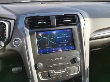 FORD Mondeo Lim. Titanium