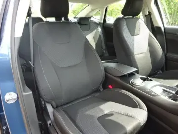 FORD Mondeo 187PS Autm. Hybrid Titanium Navi Tempomat