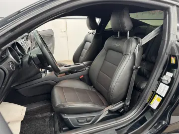 FORD Mustang 2.3 Eco Aut Fastback Sitzhz Carply Tot.W