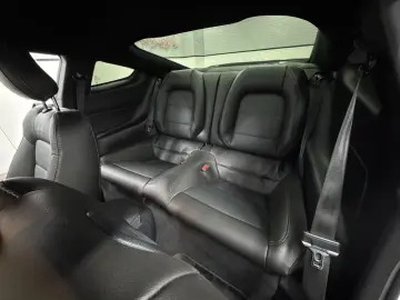 FORD Mustang 2.3 Eco Aut Fastback Sitzhz Carply Tot.W