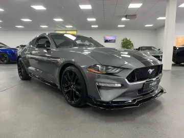 FORD Mustang GT 5 0l V8  LEDER   AUTOMATIK
