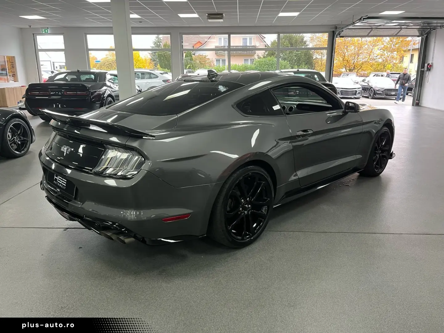 FORD Mustang GT 5 0l V8  LEDER   AUTOMATIK