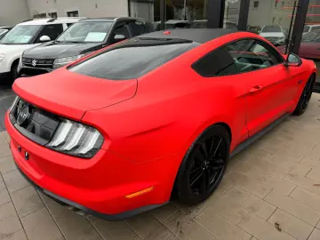 FORD Mustang 5.0 Ti-VCT V8 Fastback GT