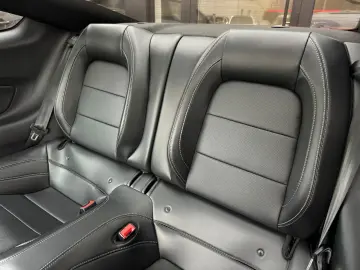 FORD Mustang 5.0 Ti-VCT V8 Fastback GT