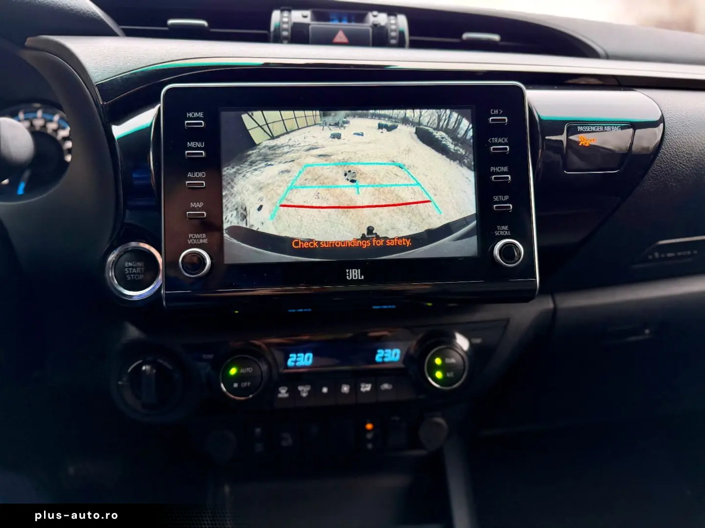 TOYOTA Hilux 2.8 D-4D 4Wd Invincible JBL AHK Rollo Büge