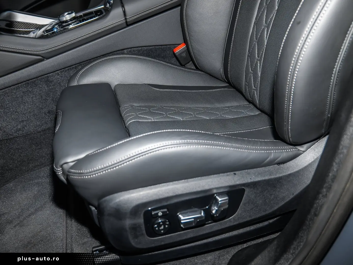 BMW X6 xDrive30d M Sport HUD RFK NAVI Standh. LED