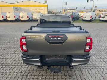 TOYOTA Hilux Double Cab Invincible 4x4 RFK AHK