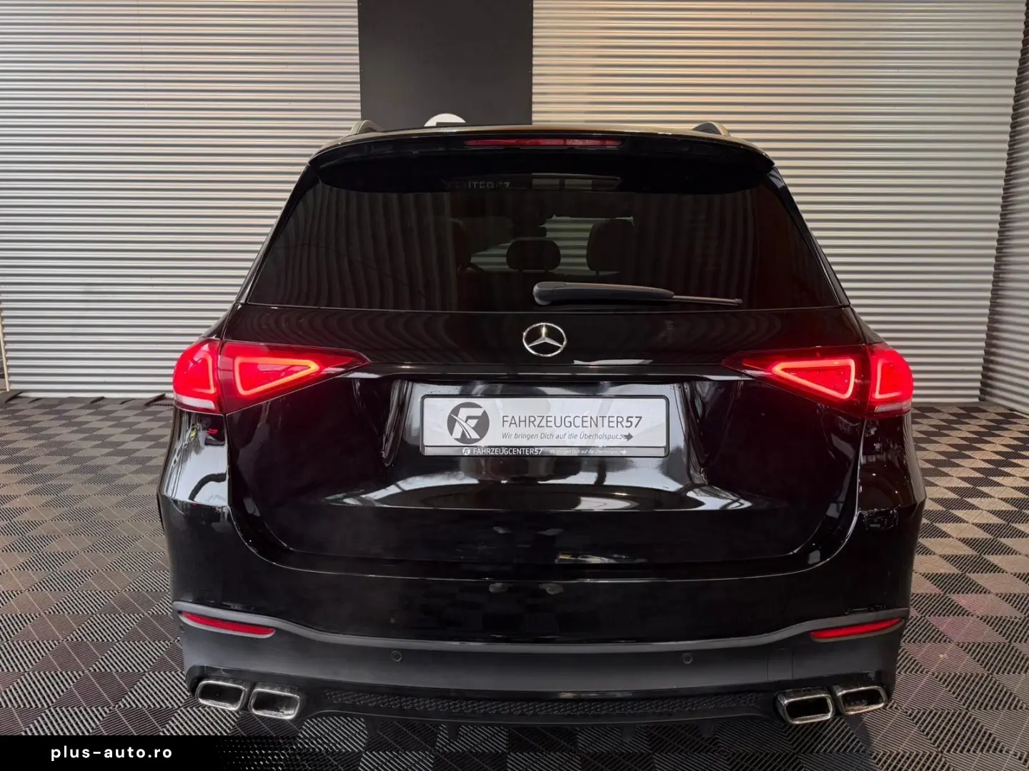 MERCEDES-BENZ GLE 450 4MATIC AMG Line PANO CARPLAY RFK LED