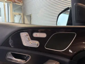 MERCEDES-BENZ GLE 450 4MATIC AMG Line PANO CARPLAY RFK LED