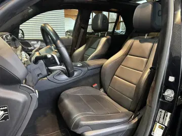 MERCEDES-BENZ GLE 450 4MATIC AMG Line PANO CARPLAY RFK LED