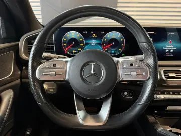 MERCEDES-BENZ GLE 450 4MATIC AMG Line PANO CARPLAY RFK LED