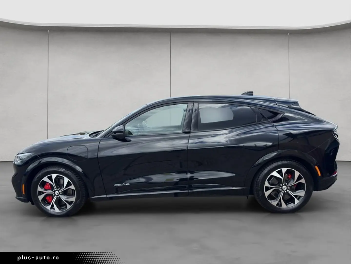 FORD Mustang Mach-E AWD 75 7 kWh Batterie