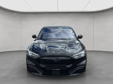 FORD Mustang Mach-E AWD 75 7 kWh Batterie