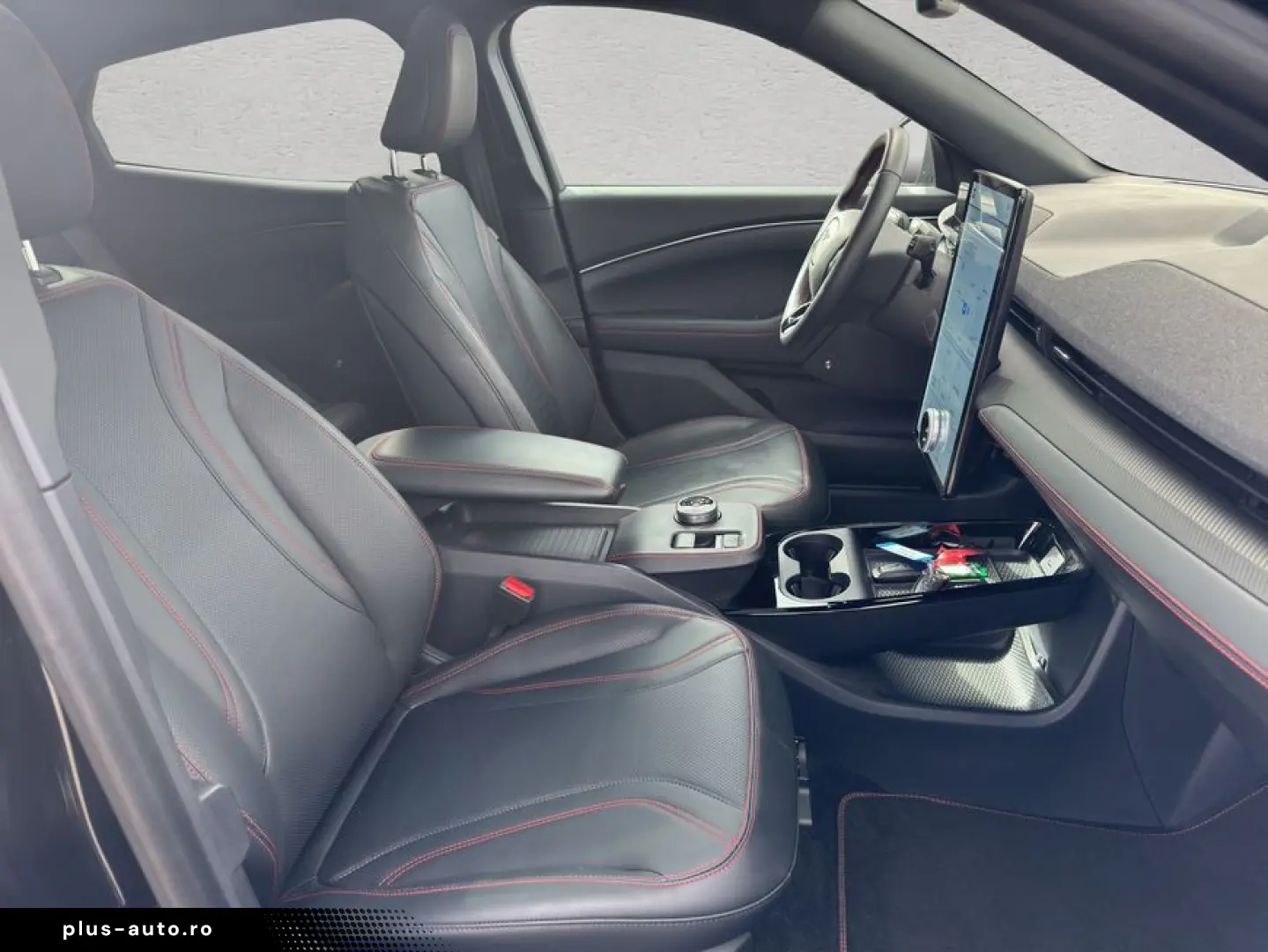 FORD Mustang Mach-E AWD 75 7 kWh Batterie