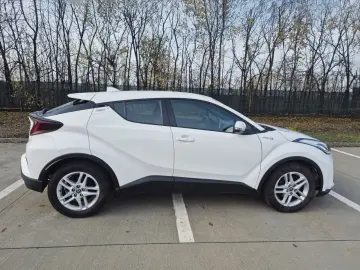 Toyota C-HR 1.8 HSD 122 CP 4x2 CVT Core