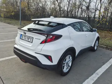 Toyota C-HR 1.8 HSD 122 CP 4x2 CVT Core