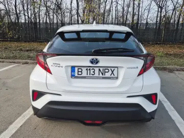 Toyota C-HR 1.8 HSD 122 CP 4x2 CVT Core