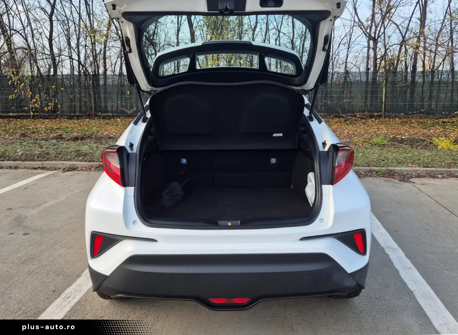 Toyota C-HR 1.8 HSD 122 CP 4x2 CVT Core