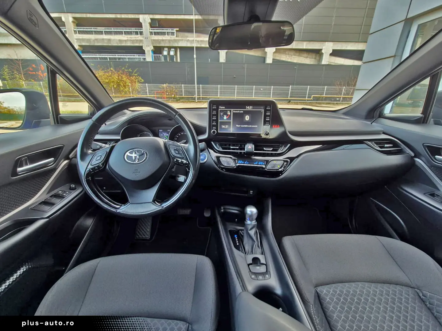 Toyota C-HR 1.8 HSD 122 CP 4x2 CVT Core