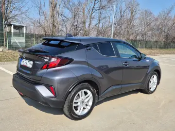 Toyota C-HR 1.8 HSD 122 CP 4x2 CVT Core