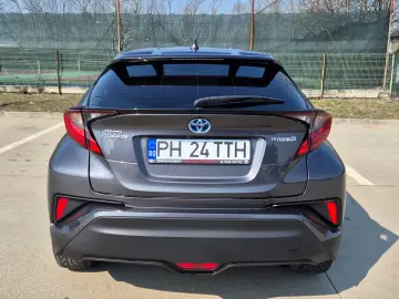 Toyota C-HR 1.8 HSD 122 CP 4x2 CVT Core
