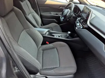 Toyota C-HR 1.8 HSD 122 CP 4x2 CVT Core