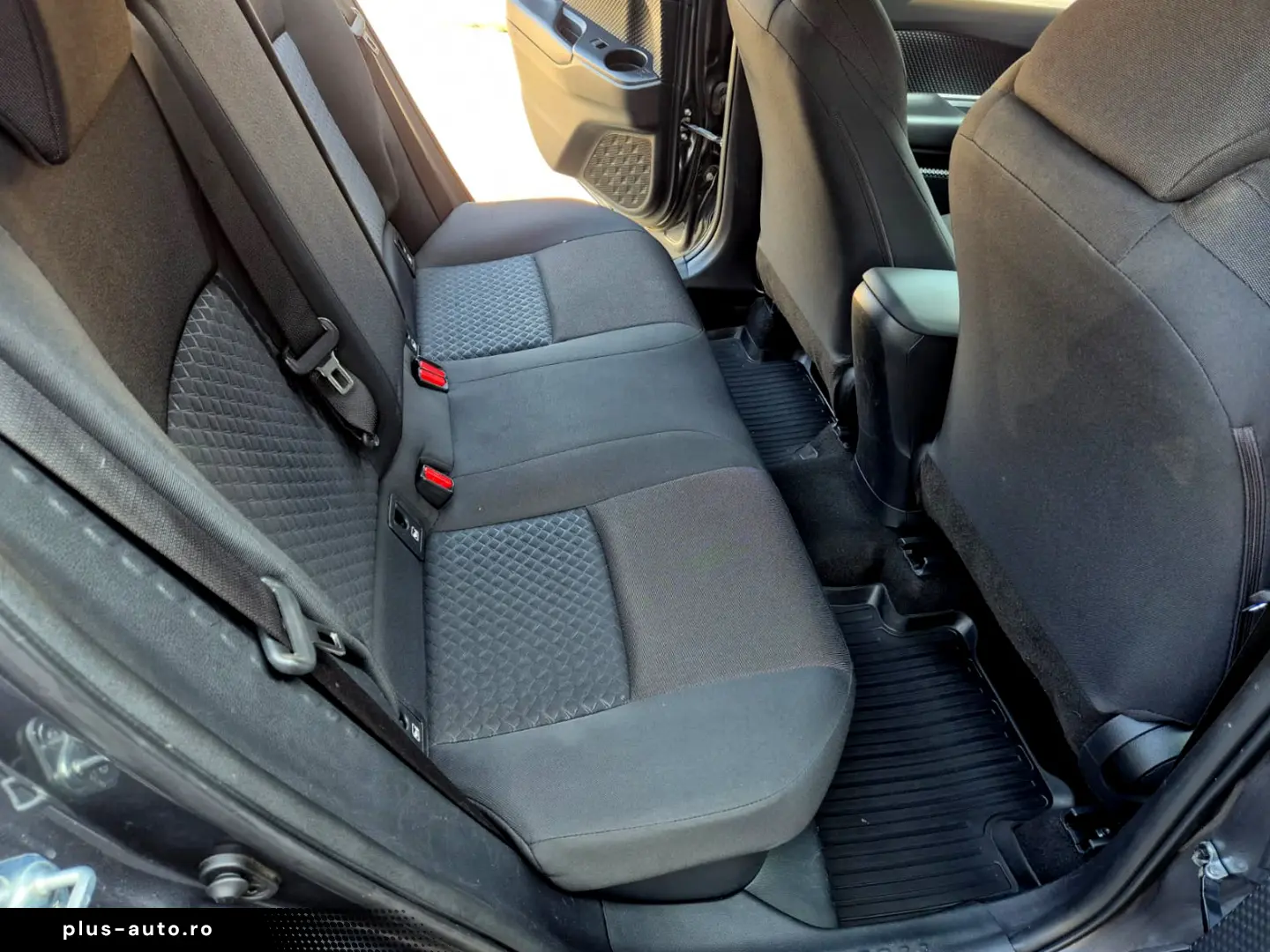 Toyota C-HR 1.8 HSD 122 CP 4x2 CVT Core