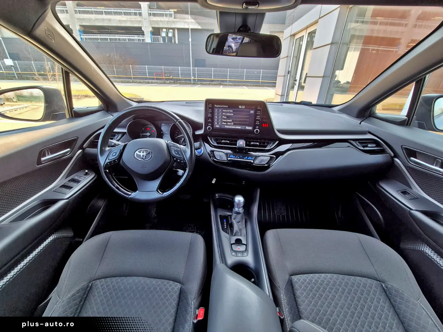 Toyota C-HR 1.8 HSD 122 CP 4x2 CVT Core