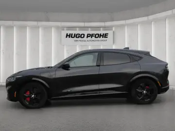 FORD Mustang Mach-E AWD
