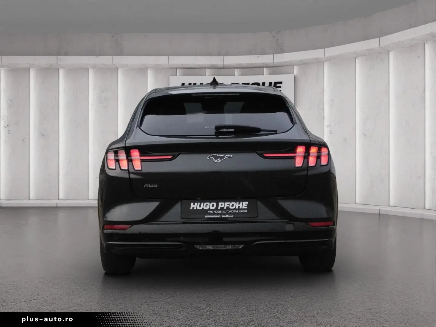 FORD Mustang Mach-E AWD