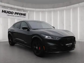 FORD Mustang Mach-E AWD