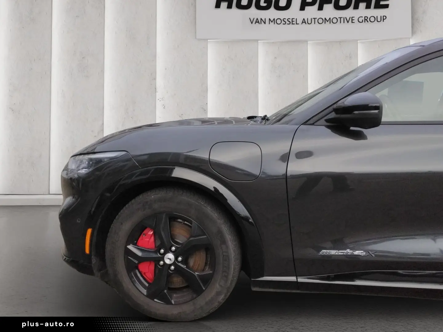 FORD Mustang Mach-E AWD