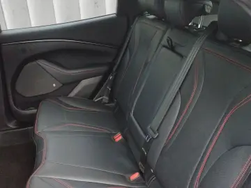 FORD Mustang Mach-E AWD