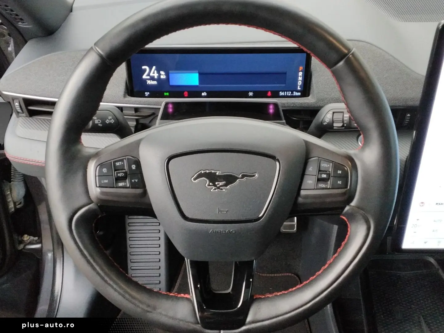 FORD Mustang Mach-E AWD