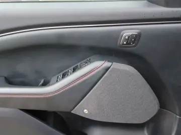 FORD Mustang Mach-E AWD