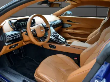 ASTON MARTIN NG V8 Vantage Coupé