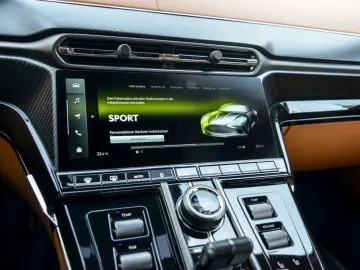 ASTON MARTIN NG V8 Vantage Coupé