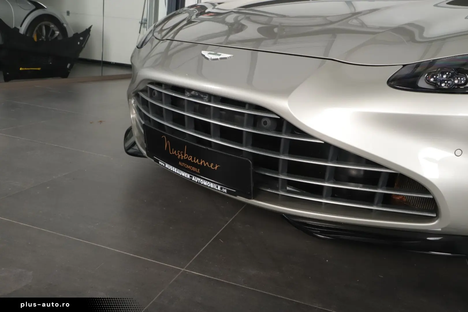 ASTON MARTIN V8 Vantage Coupé