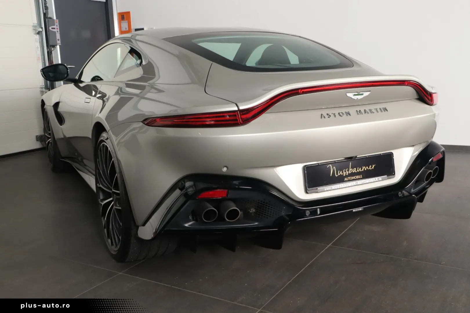 ASTON MARTIN V8 Vantage Coupé