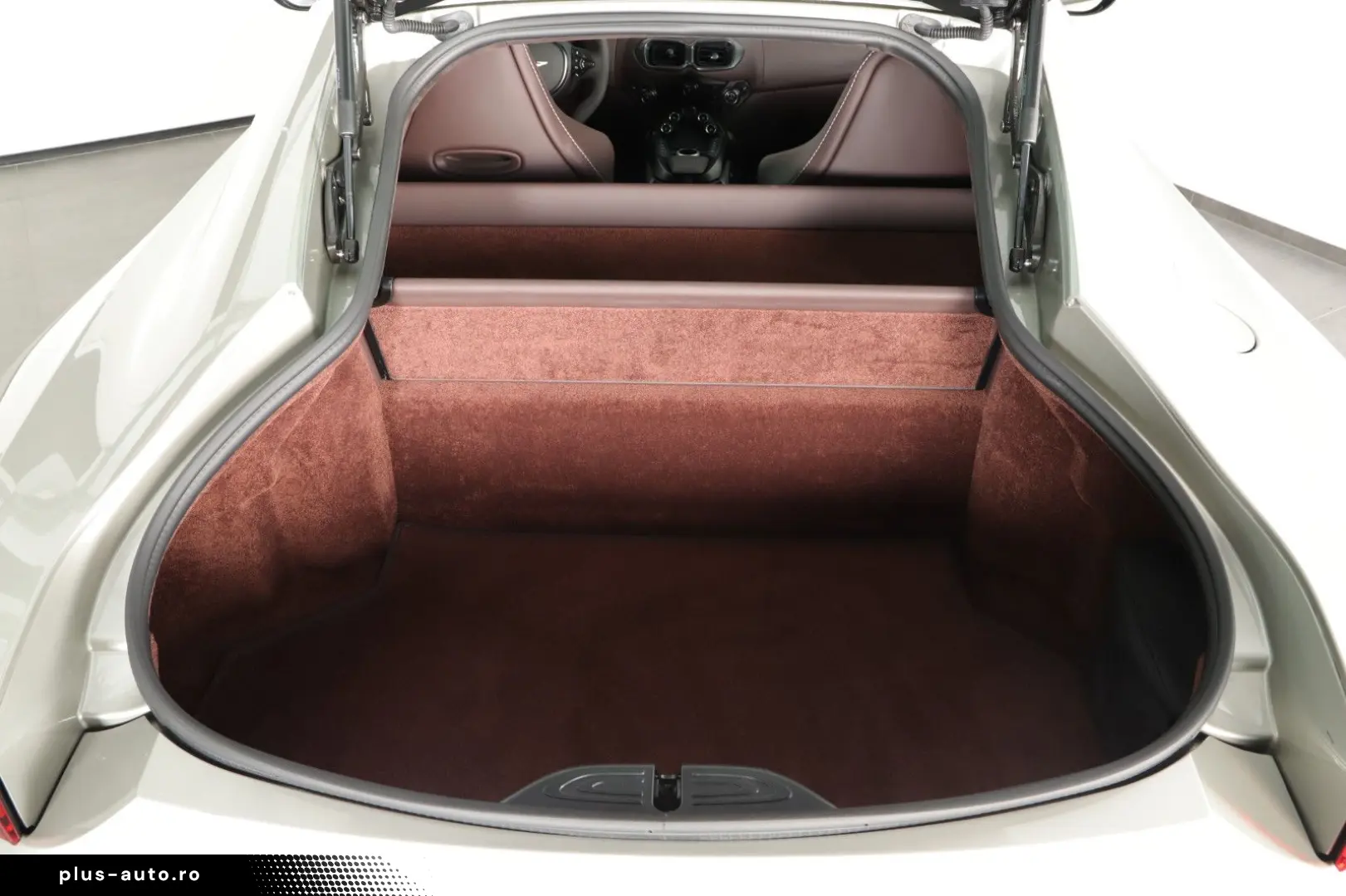 ASTON MARTIN V8 Vantage Coupé