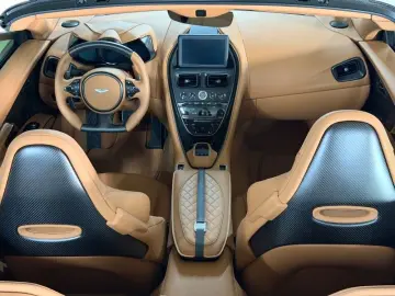 ASTON MARTIN DBS 770 Ultimate Volante 5.2 V12 1 of 199