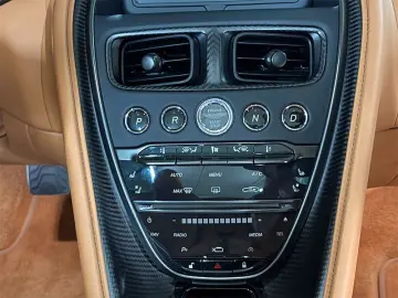 ASTON MARTIN DBS 770 Ultimate Volante 5.2 V12 1 of 199