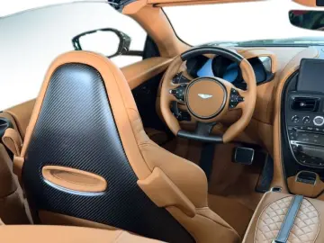 ASTON MARTIN DBS 770 Ultimate Volante 5.2 V12 1 of 199