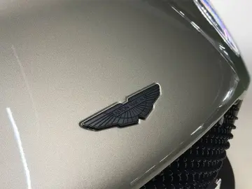 ASTON MARTIN DBS 770 Ultimate Volante 5.2 V12 1 of 199