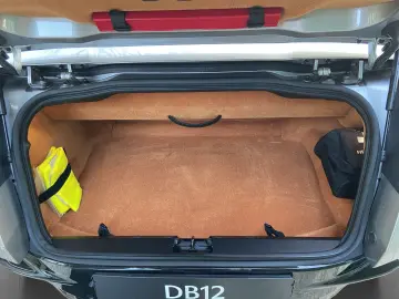 ASTON MARTIN DB12 4.0 V8 Volante