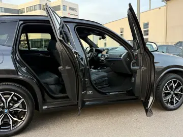 BMW X3 xD 20 i M Sport Laser Pano AHK HuD h k StHzg