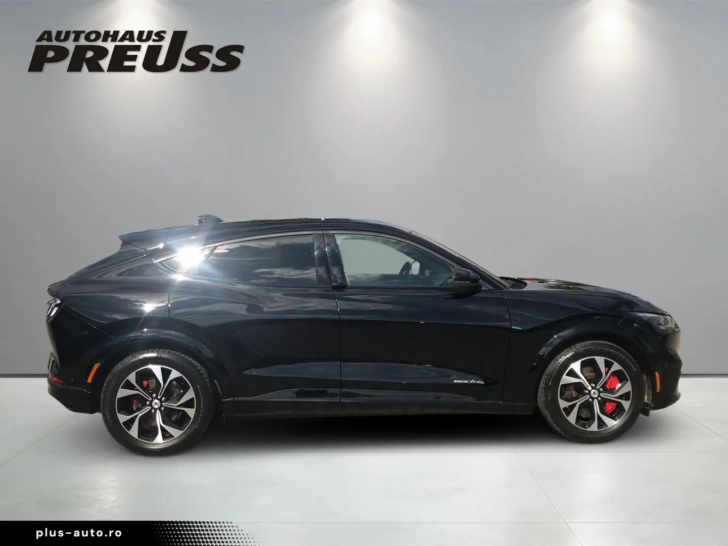 FORD Mustang MACH-E Basis AWD