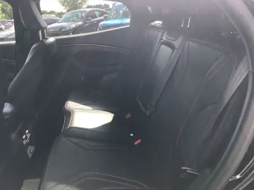 FORD Mustang MACH-E Basis AWD