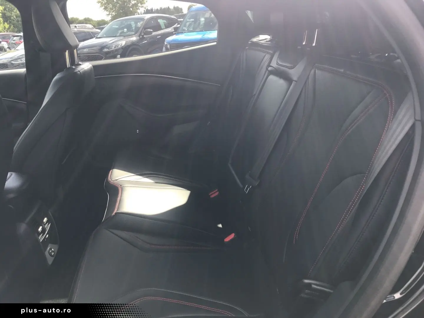 FORD Mustang MACH-E Basis AWD